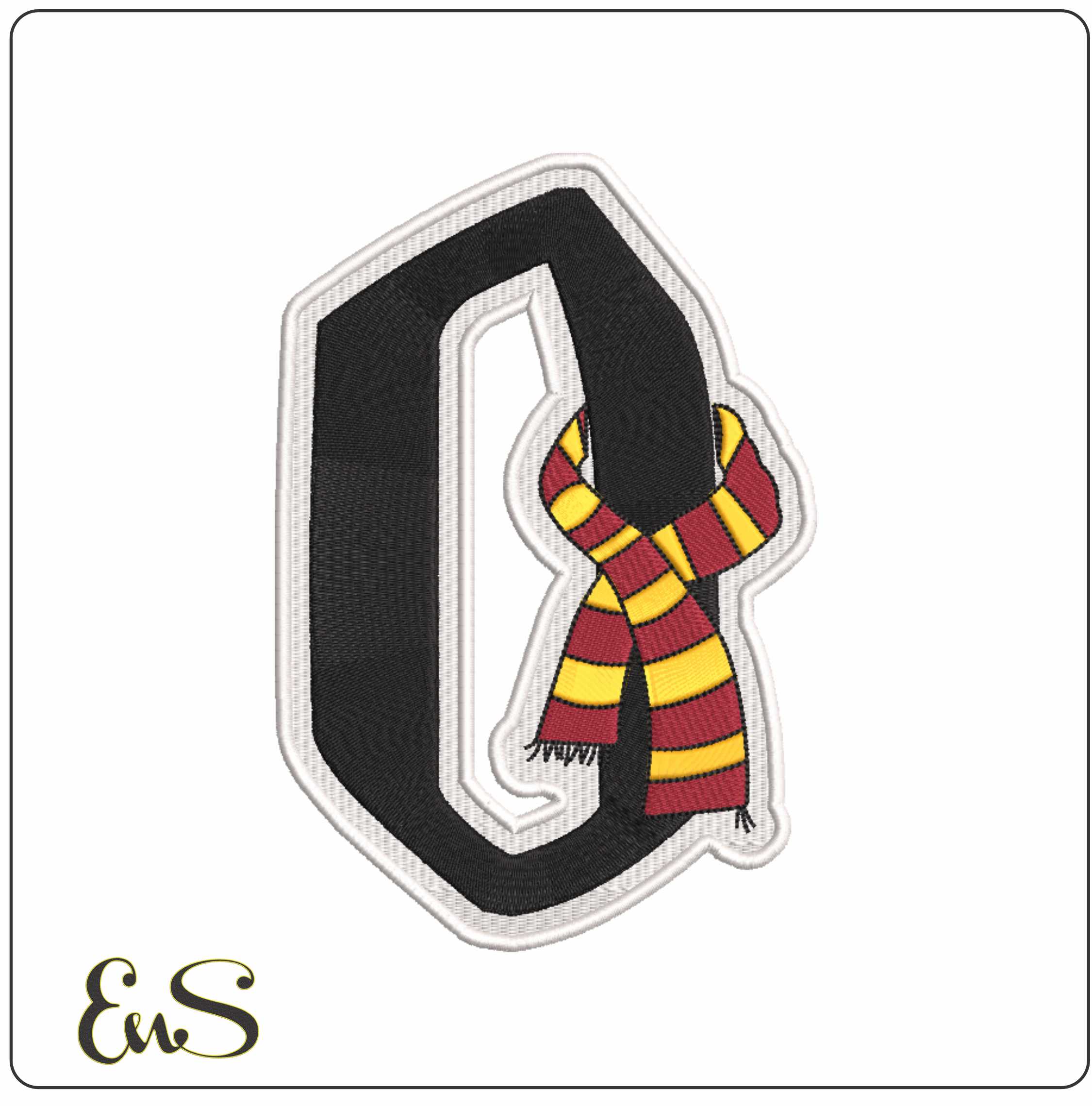 O With Harry Potter Scarf